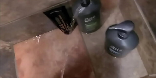 amateur,fetish,naughty,pissing,shower,wife