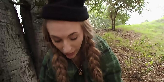 amateur,doggystyle,outdoor,reality,sex,shorts