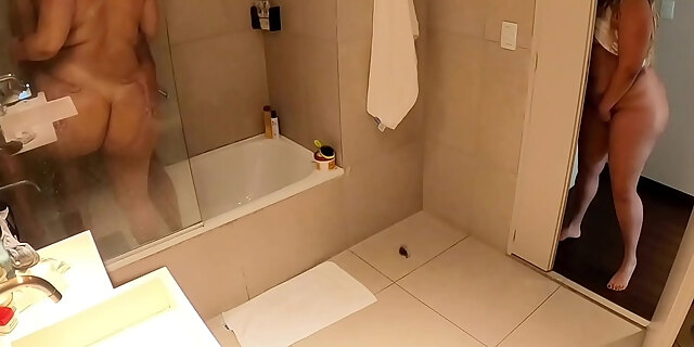 amateur,ass,big ass,boyfriend,bubble butt,doggystyle,homemade,latina,pawg,perfect,real,shower,spy,voyeur
